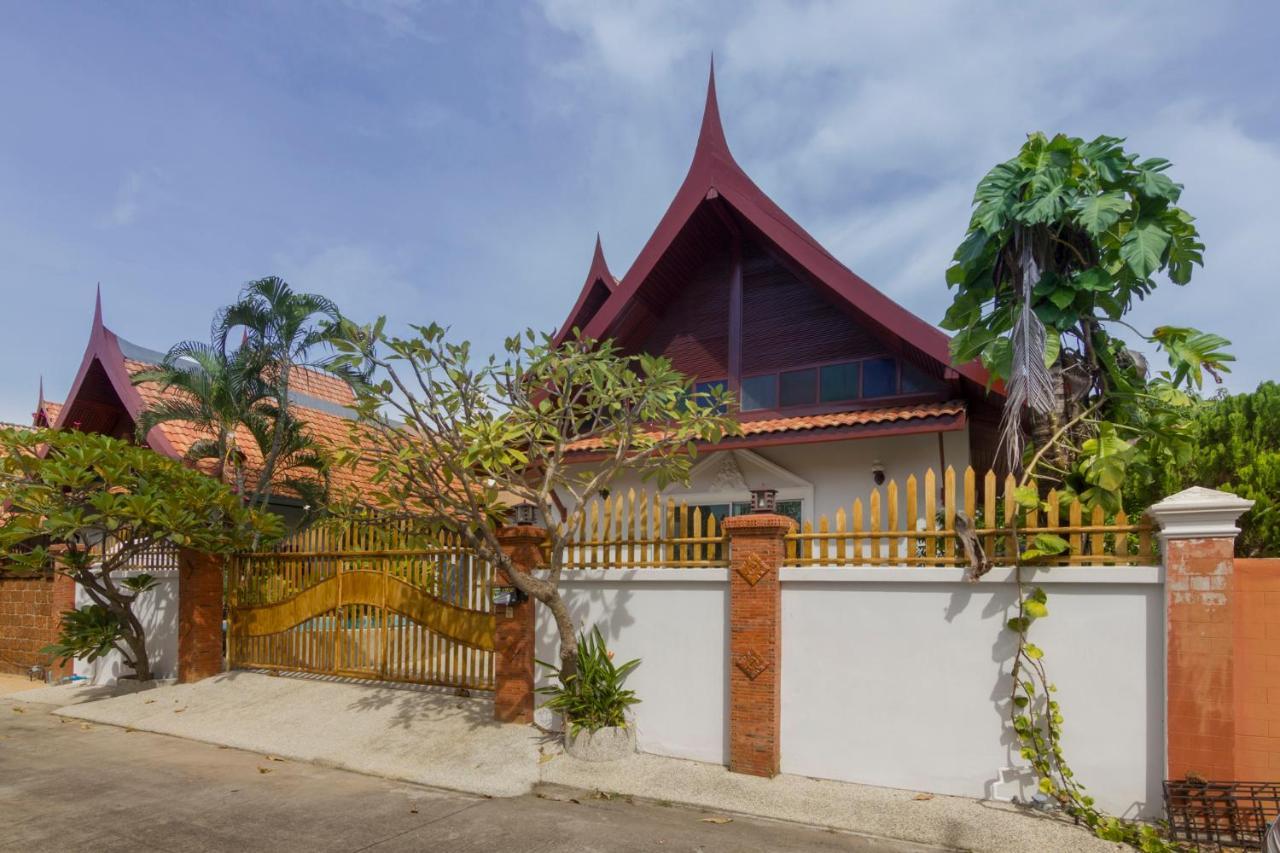 Nowhere Villa Pluto Pattaya Exterior photo