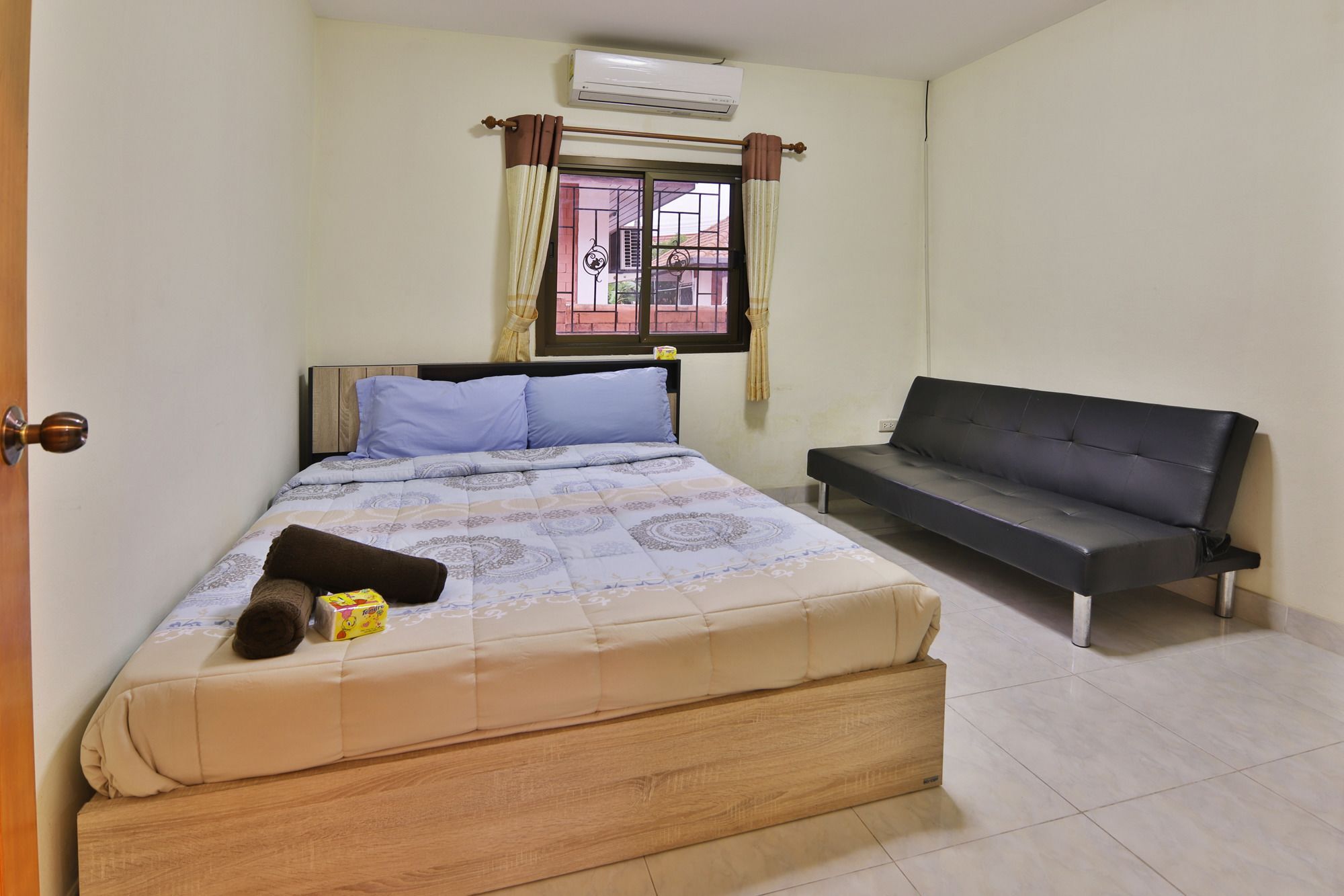 Nowhere Villa Pluto Pattaya Exterior photo